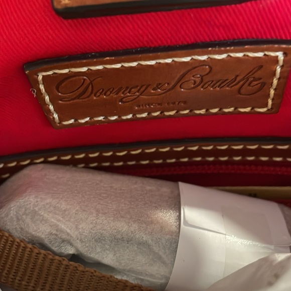 Dooney and Bourke medium shopper tote BNWT - Picture 6 of 8